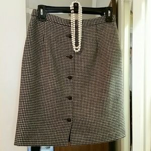 Wool skirt